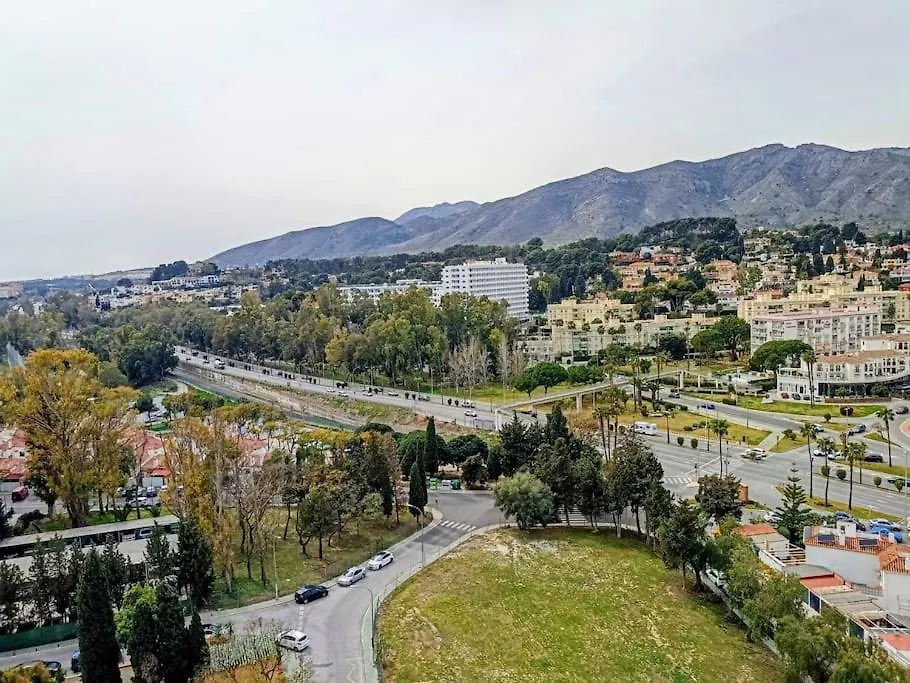 Apartman Acogedor Apartamento Con Vistas Al Mar Y Montana Torremolinos Spanyolország