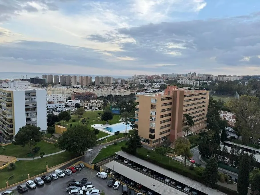 Acogedor Apartamento Con Vistas Al Mar Y Montana Torremolinos 0*,  Spanyolország