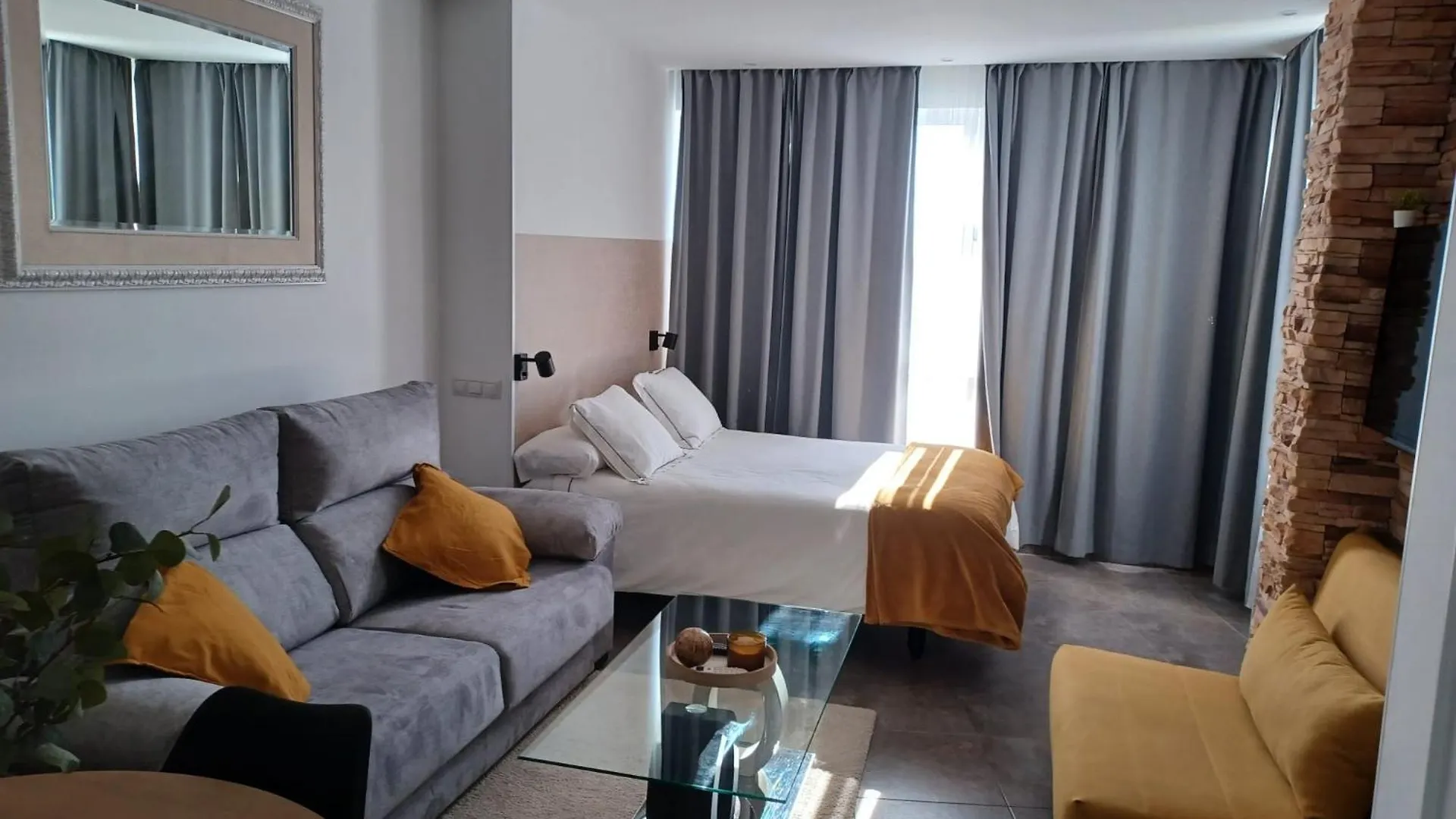 Apartman Acogedor Apartamento Con Vistas Al Mar Y Montana Torremolinos