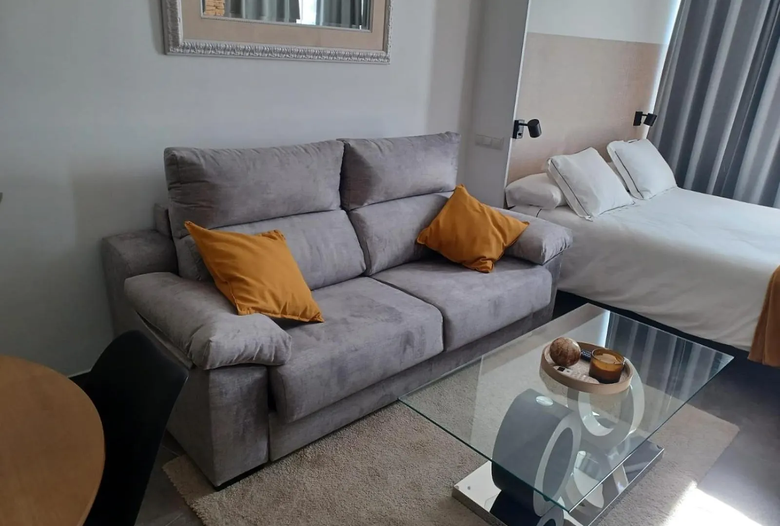 Apartman Acogedor Apartamento Con Vistas Al Mar Y Montana Torremolinos Spanyolország